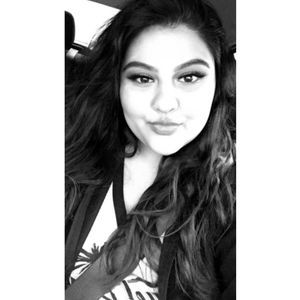 Meet your Posher, Evelyn